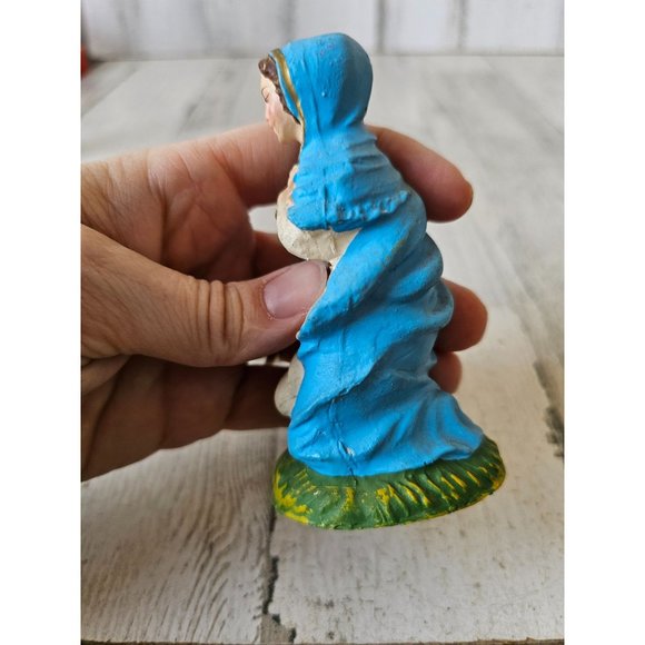 Vintage porcelain Mary Nativity village religious decor - Picture 7 of 9